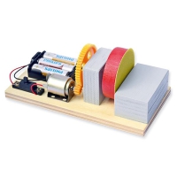 „Baue deine eigene Tellerschleifmaschine“ im TfK-Technikhaus Dingolfing