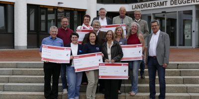 TFK - TECHNIK FÜR KINDER - Spendenübergabe vom Lions Clubs Deggendorf
