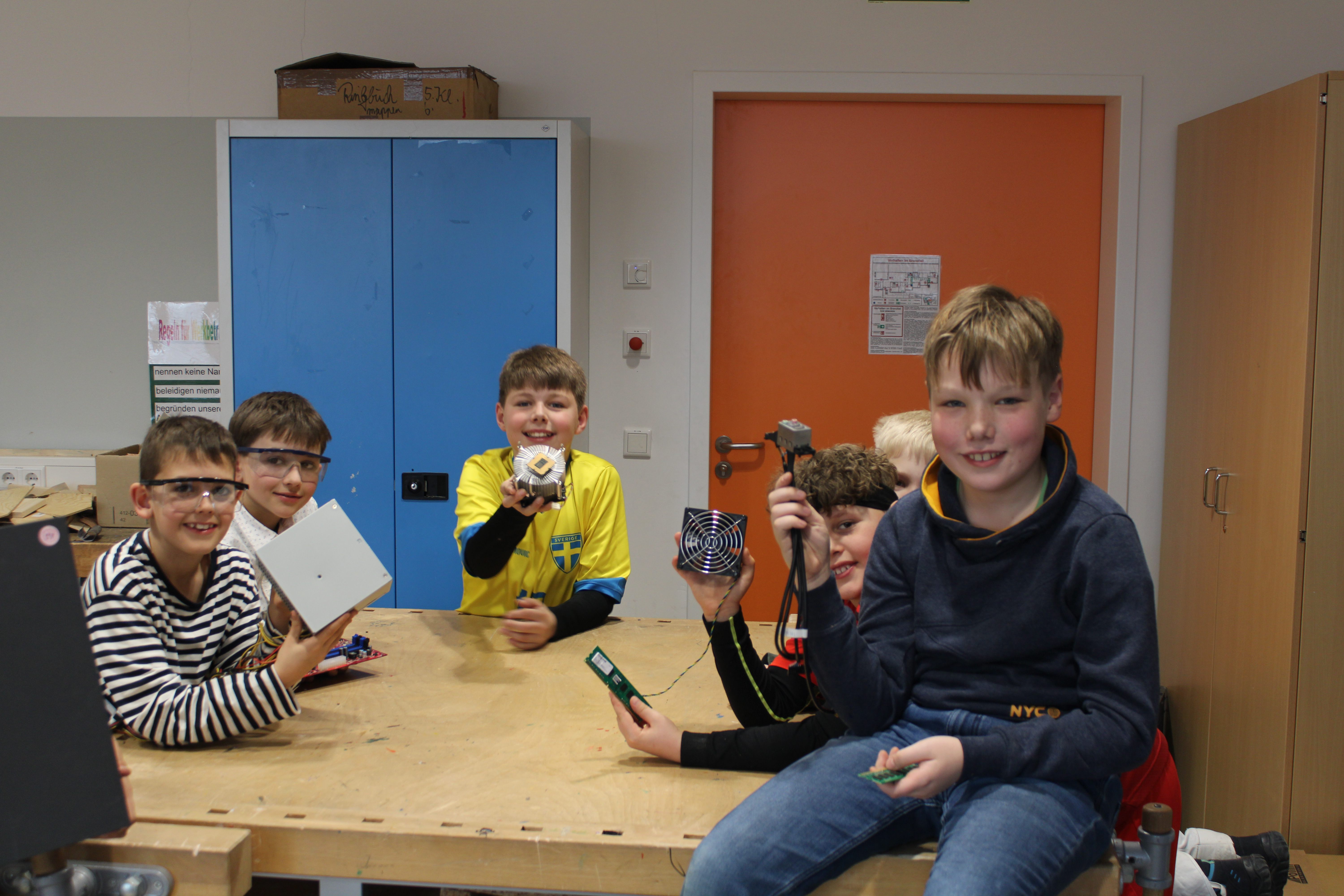 SET – SCHÜLER ENTDECKEN TECHNIK – an der Grundschule Am Hohen Markt in Untergriesbach