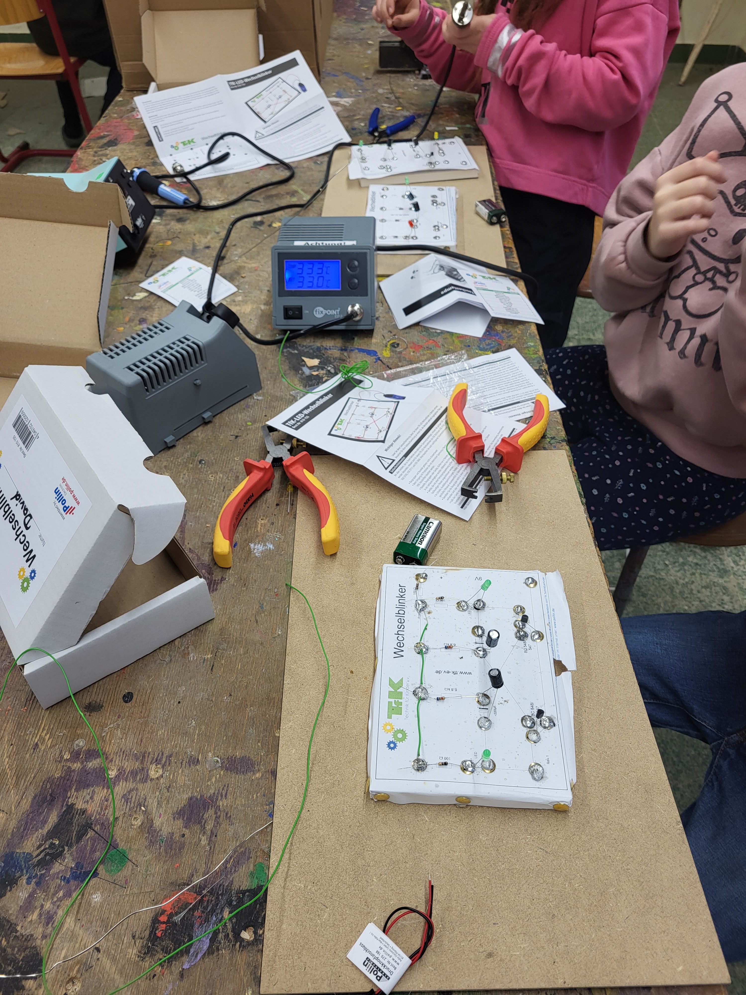 SET - SCHÜLER ENTDECKEN TECHNIK AN DER MONTESSORISCHULE GRAFENWIESEN