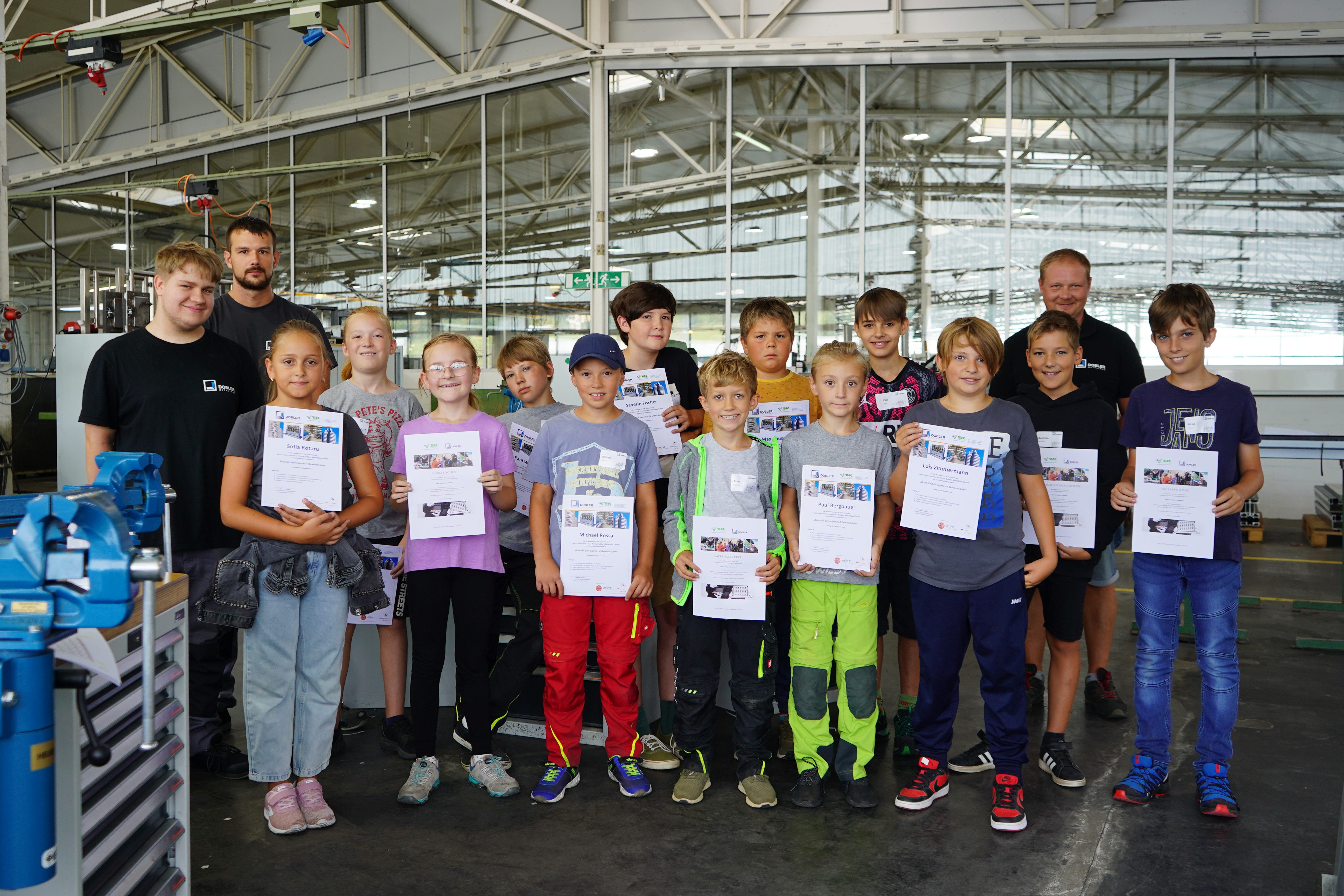 TECHNIKFERIEN: „Baue dir dein eigenes „4-Gewinnt-Spiel““ in der Ausbildungswerkstatt der Firma Dobler Metallbau GmbH in Deggendorf .